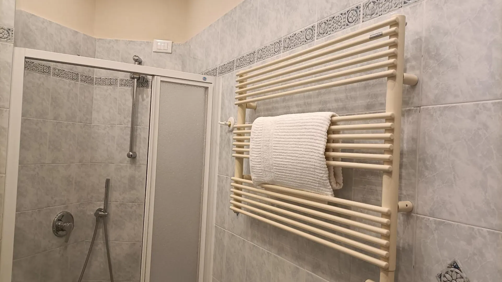 Sea View Apartment Viviana Монтероссо-аль-Маре