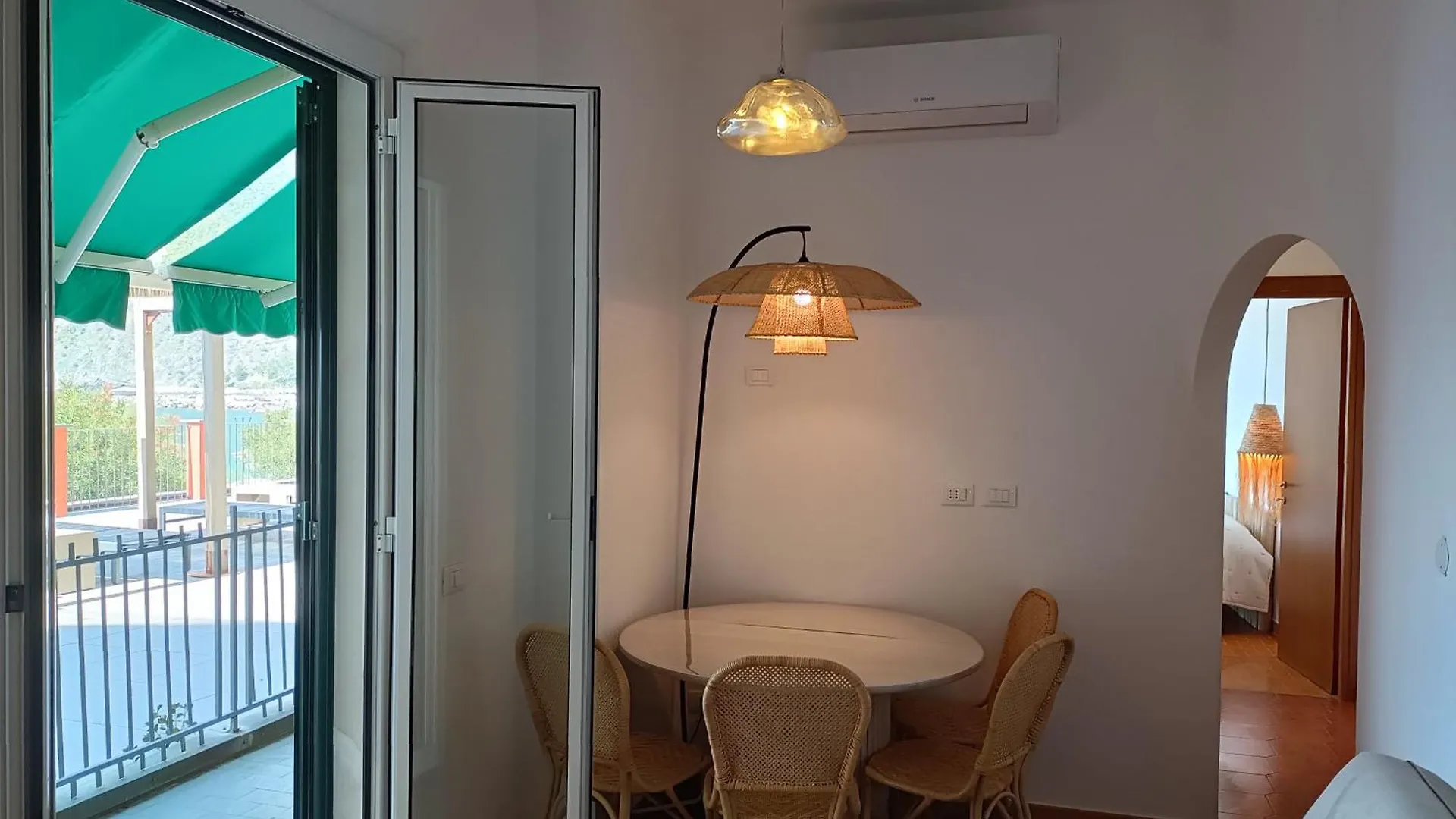 Sea View Apartment Viviana Монтероссо-аль-Маре